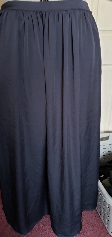 Silky maxi skirt